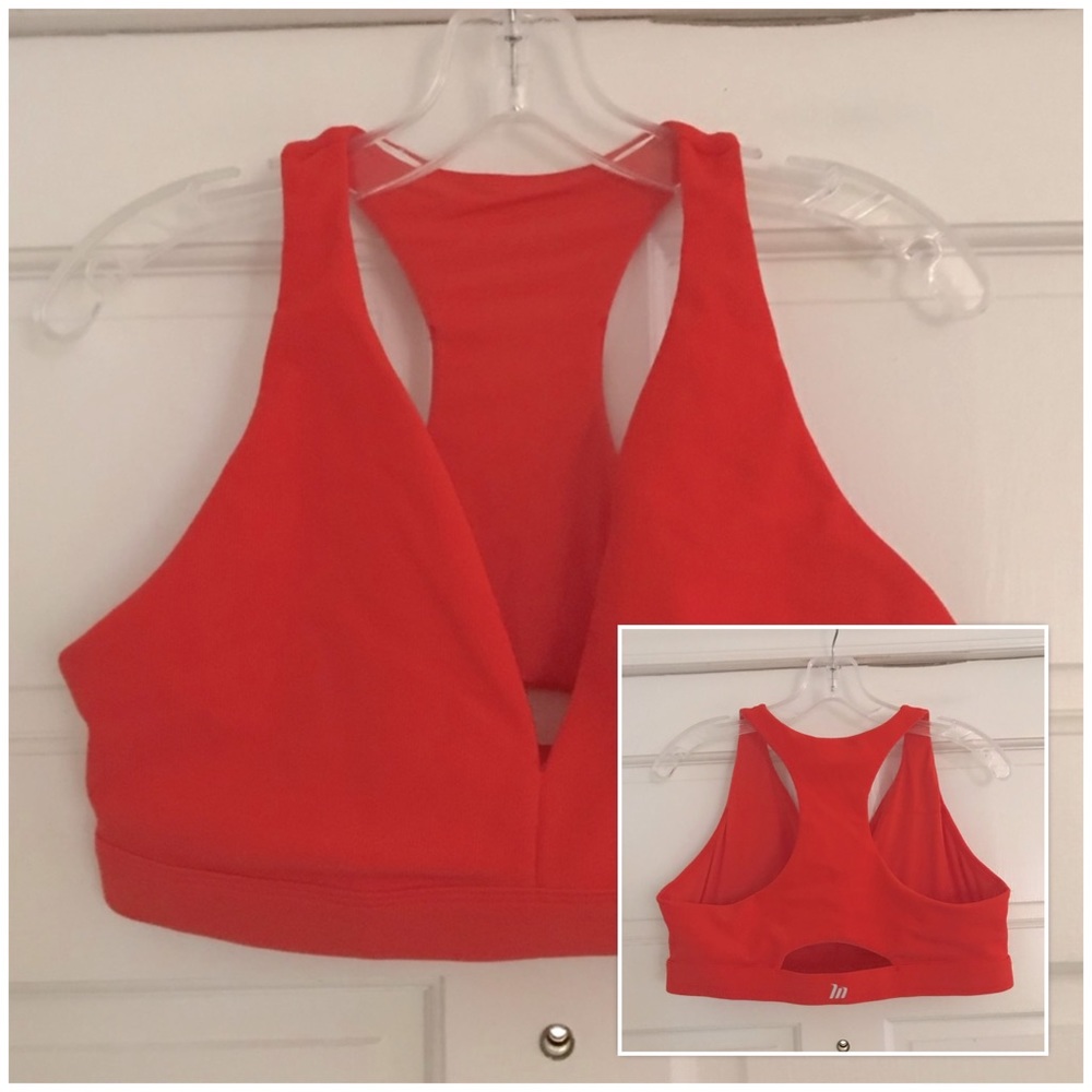 MUSCLE NATION Ribbed Deep V Bra